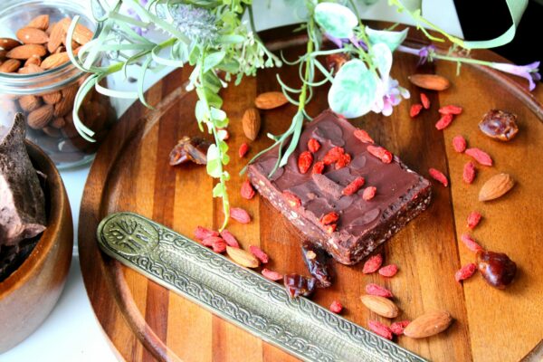 Chocolate Orange Goji berry bar